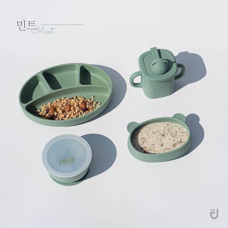 Khay ăn dặm silicone Food Tray cao cấp chính hãng Bluemama nội địa Hàn Quốc,có ngăn chia cho bé