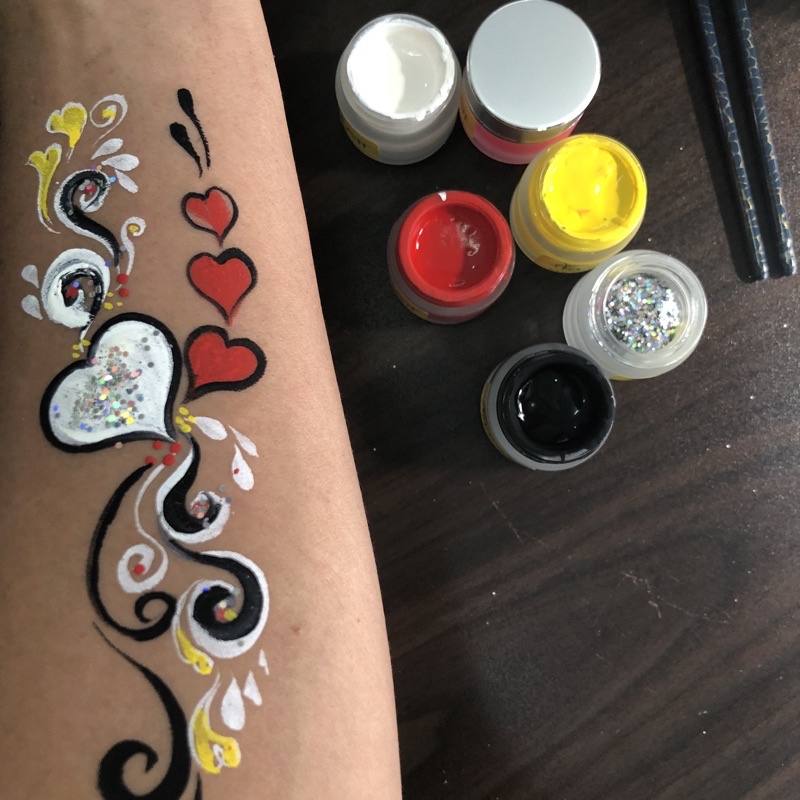 Màu vẽ lên Da hoá trang halloween - Màu vẽ mặt face painting trẻ Em