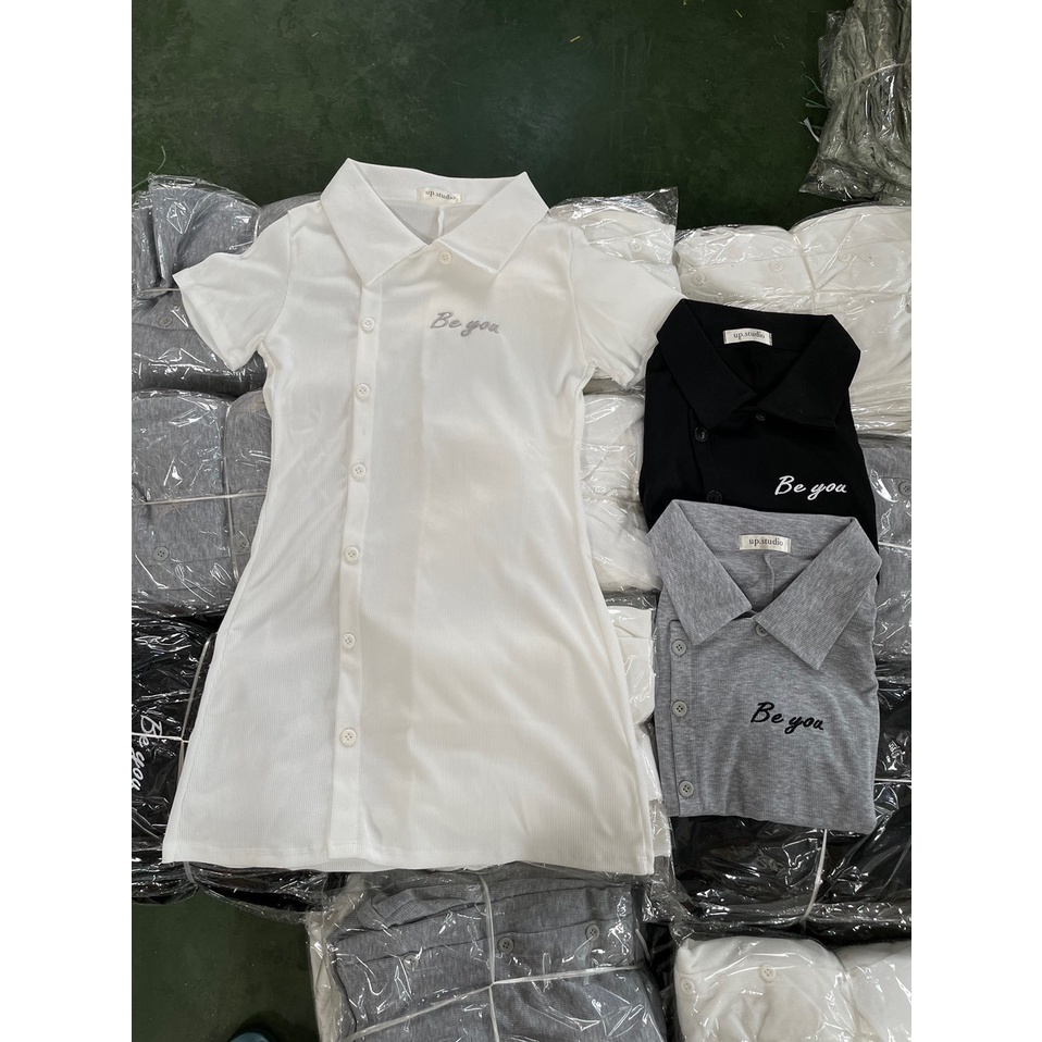 Váy cổ đức cài cúc hàng lệch thêu chữ có co dãn