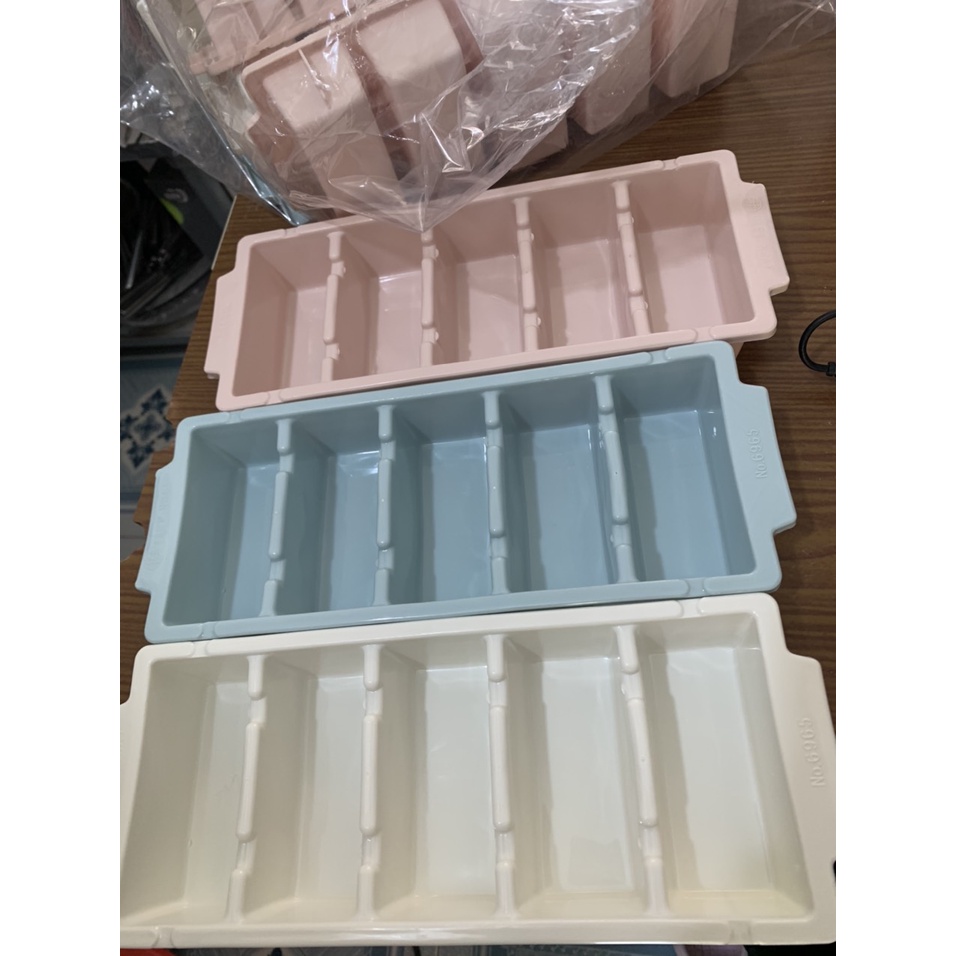 Khay đá nhựa Việt Nhật Vỉ đá 5 viên 6965 Khay làm đá nhựa cao cấp tiện lợi Màu sắc trang nhã