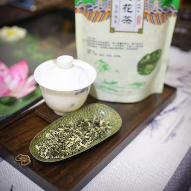 Lục Trà ướp hoa nhài cánh trắng, túi trà hoa nhài 250g, dành cho những người uống trà thích vị mạnh, hương thơm nhẹ.