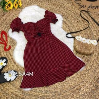 Đầm caro tay phồng cực xinh