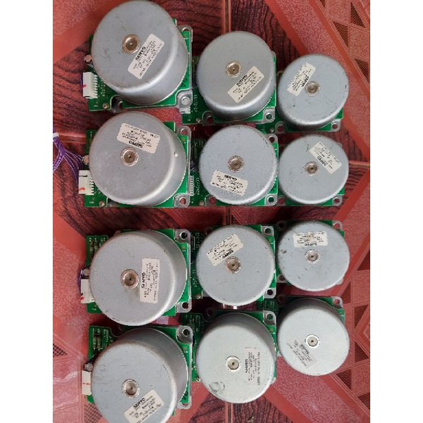 Motor bldc 12v-24V 21,6w trục 8mm chế quạt.