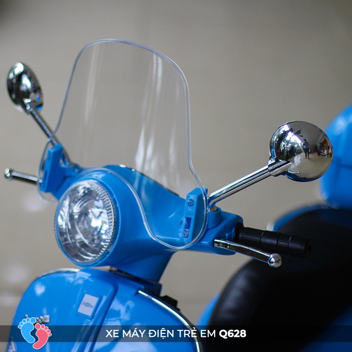 Xe máy Vespa có kính chắn gió và cốp, hộp để đồ chơi cho bé BABY PLAZA Q628 (Q618 V2)