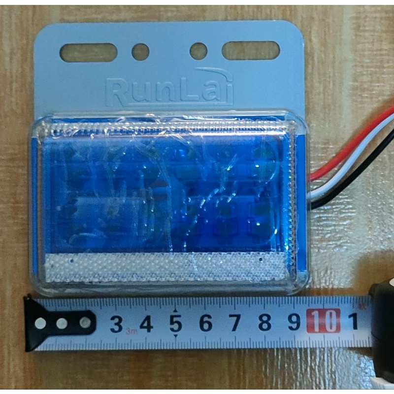 Đèn sườn RunLai 5003  , giá 1 hộp 2 cái