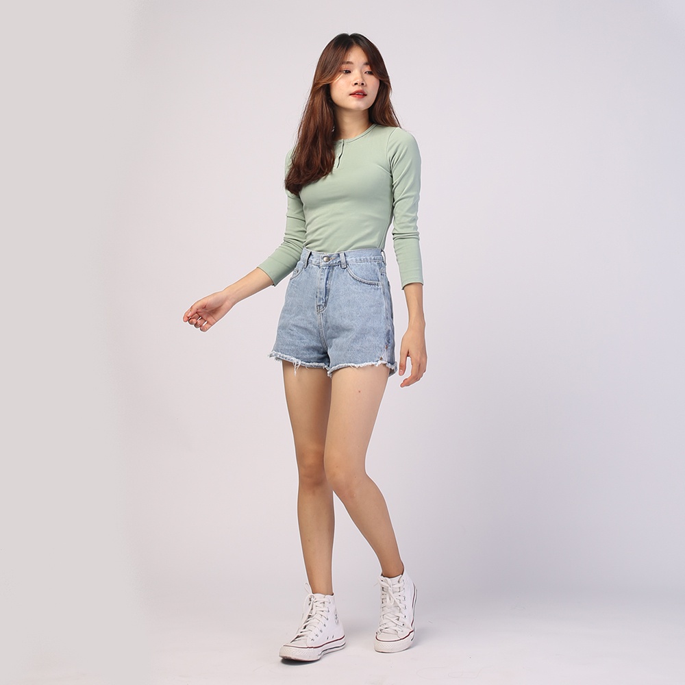 Quần short jeans nữ SAIGONJEAN đóng nút vàng tua lai QS013 – quần sọc jeans nữ ulzzang