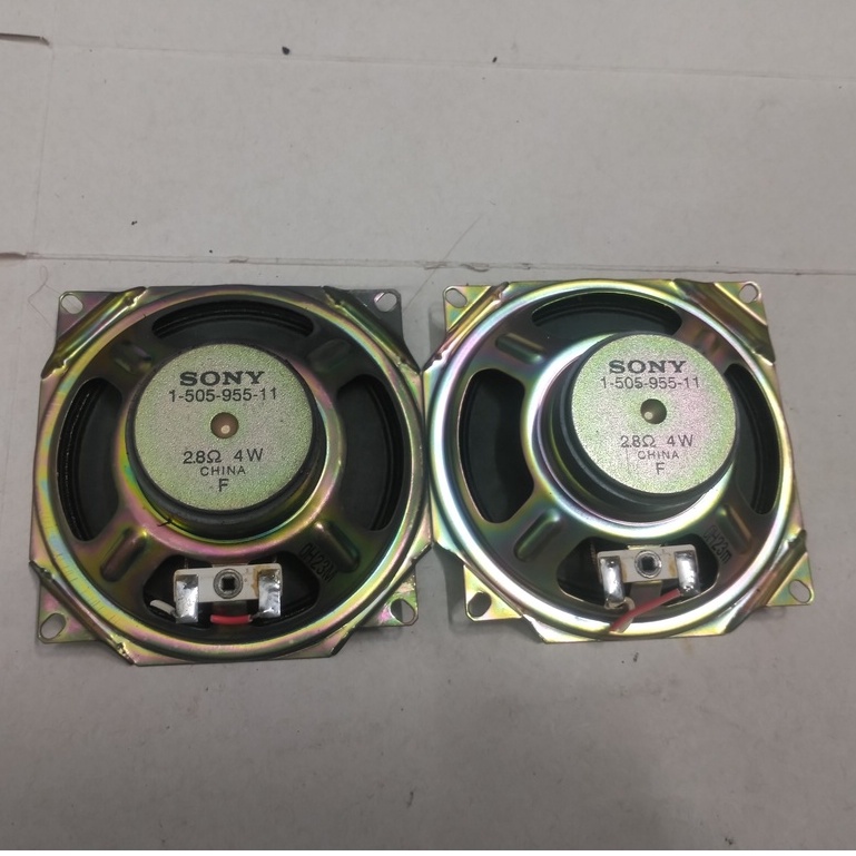 Loa cassette Sony rời đồ cũ