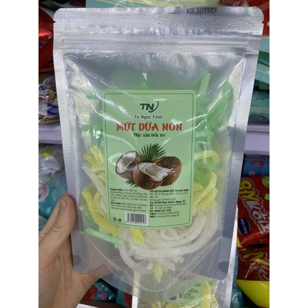 Mứt Dừa Non 3 Màu Đặc Sản Bến Tre 250g