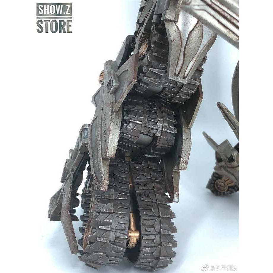 Mô hình Transformer robot biến hình  Megatron God-11s Battle Damage TF Dream Factory