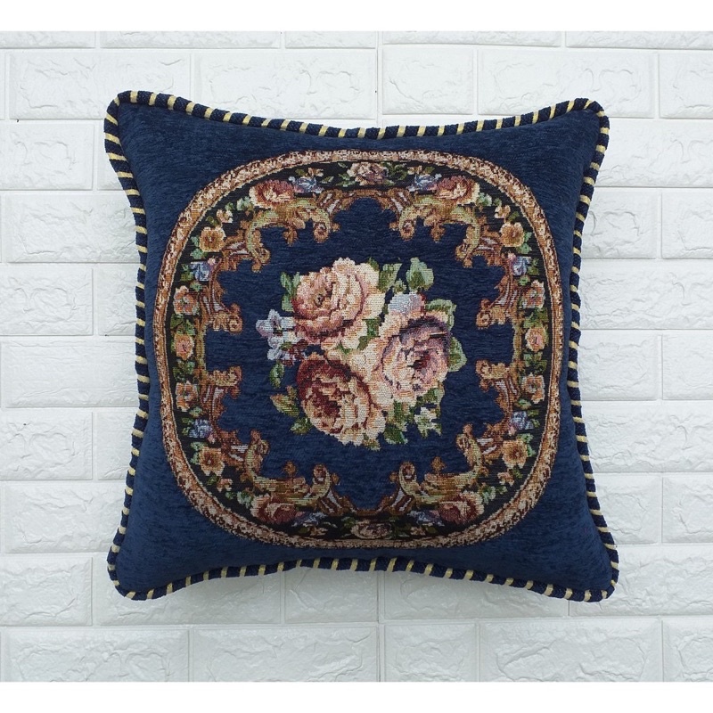 Gối tựa phong cách hoàng gia