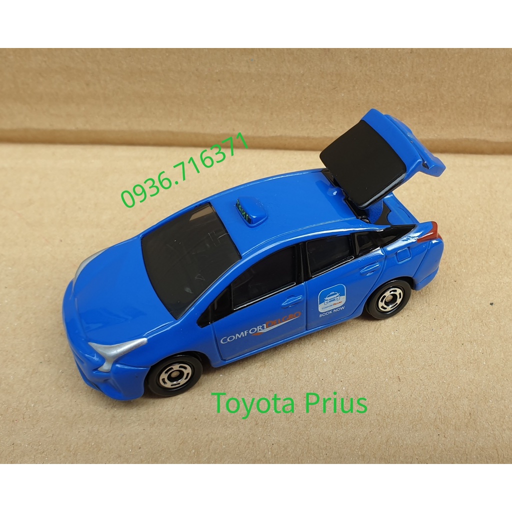Mô hình xe T a x i Comfort mở được cốp sau tomica Nhật Bản