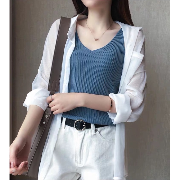 Áo hai dây cổ chữ V dệt kim vải lụa màu đen trắng thời trang hè trẻ trung cho nữ | BigBuy360 - bigbuy360.vn