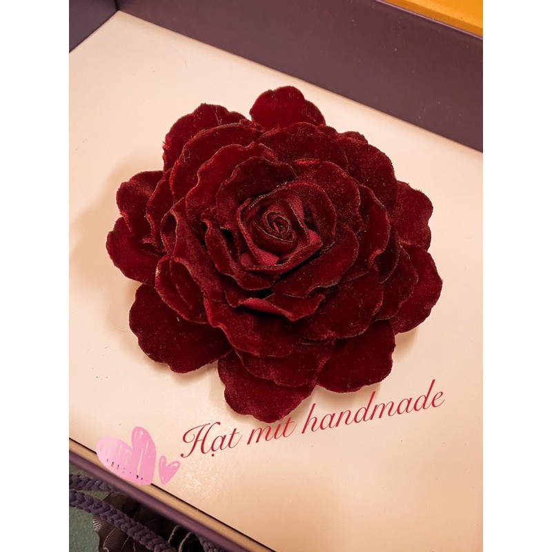 Cài áo hoa hồng nhung size đại