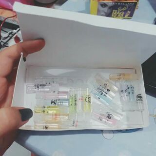 Nước hoa test Pháp