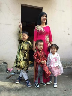 Áo dài cách tân cho bé trai