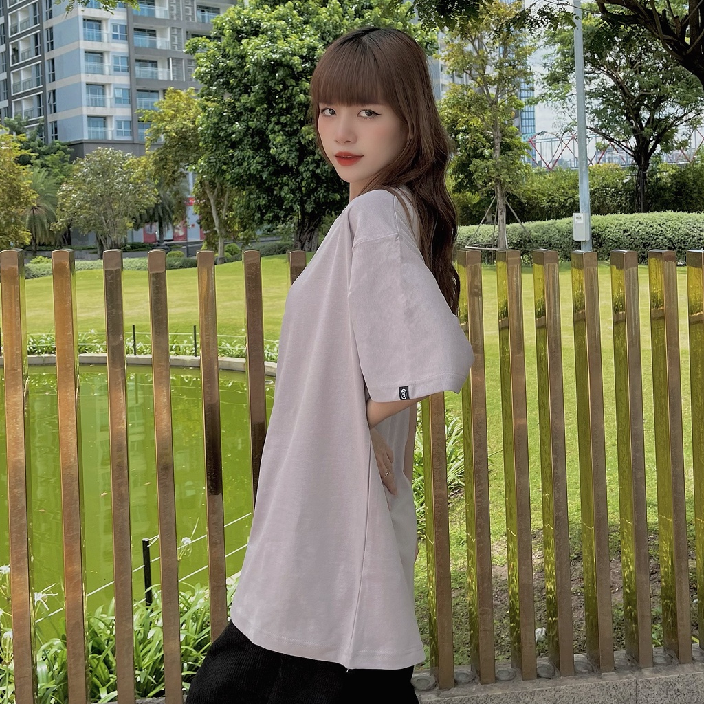 Áo Phông Tay Lỡ Nam Nữ Trơn Form Rộng Oversize 12 Màu Ulzzang Unisex Bom House