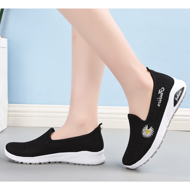 GIÀY LƯỜI NỮ,GIAỲ MỌI NỮ ĐẾ BỆT ,GIAỲ SLIP ON CAO CẤP THOÁNG KHÍ - GN379 | BigBuy360 - bigbuy360.vn