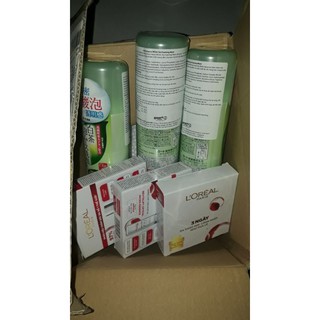 Bọt rửa mặt chiết xuất trà xanh