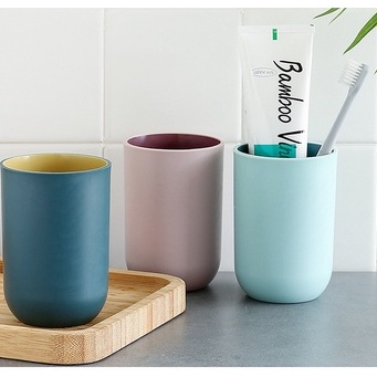 Cốc đánh răng 2 lớp chống trượt tiện dụng