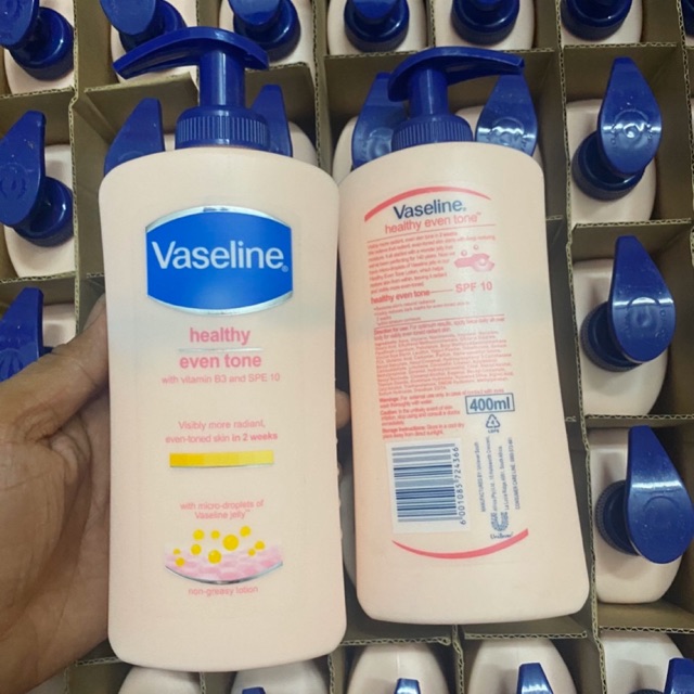 Sữa dưỡng thể Vaseline trắng hồng da 400ml