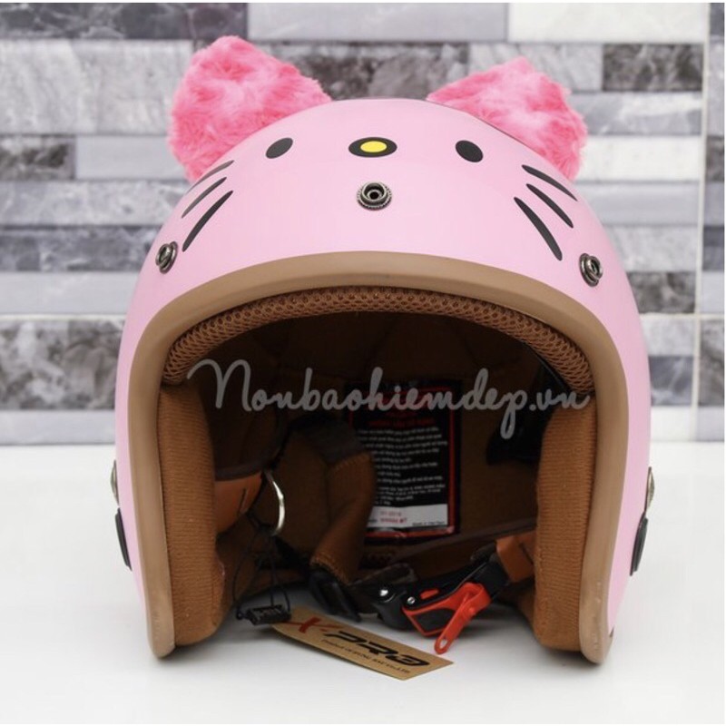 Nón bảo hiểm 3/4 Hello Kitty dễ thương - có gắn tai lông ngỗ nghĩnh