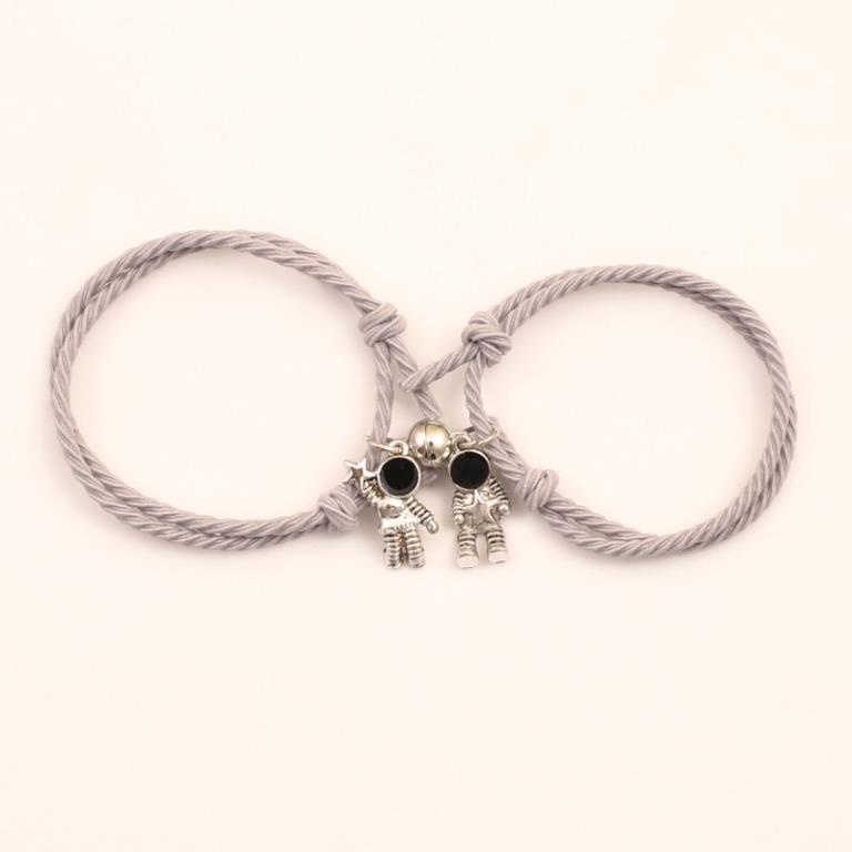 Vòng tay và dây chuyền cặp phi hành gia dễ thương cho cặp đôi