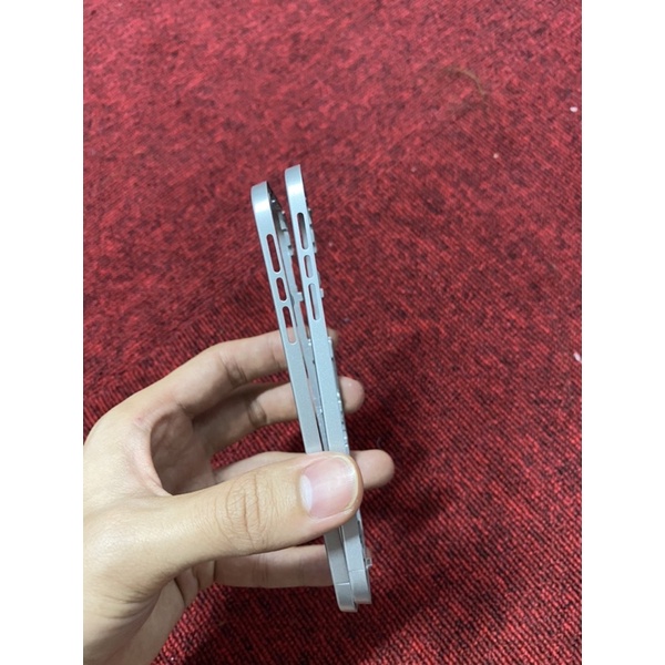 Viền khung benzen blackberry q20