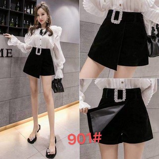 Quần sooc nhung vạt chéo kèm đai