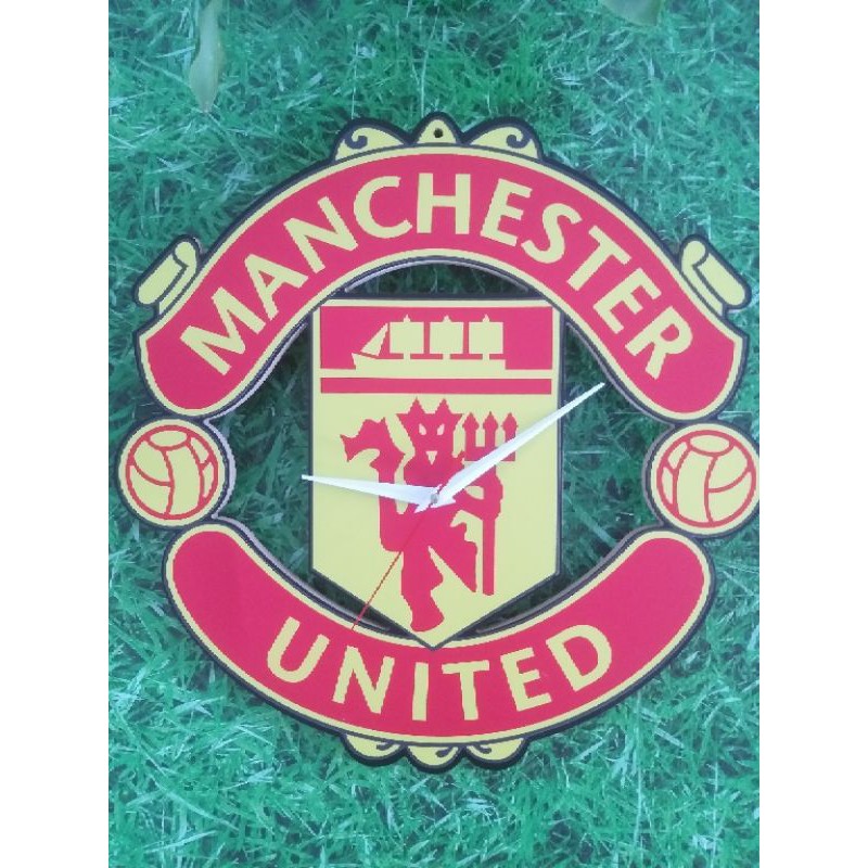 [Tặng Kèm Pin, Có Video] Đồng Hồ Gỗ Treo Tường  Khắc Logo CLB Manchester United (MU) Vô Cùng Sống Động - NaNu