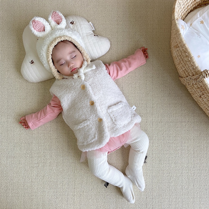 Áo khoác lông giữ ấm tiện dụng cho bé