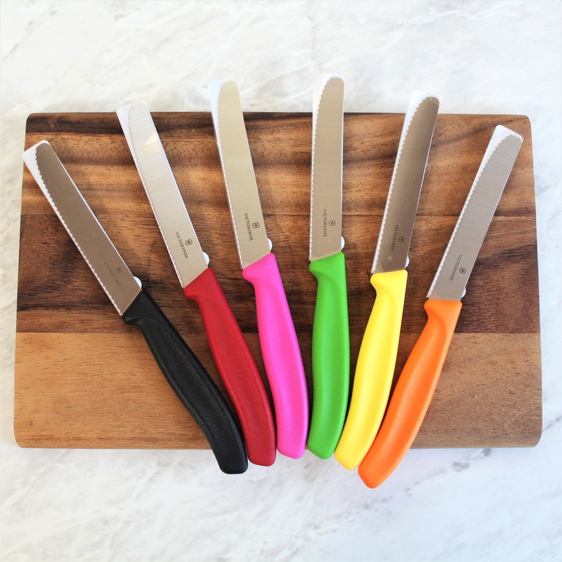 Dao răng cưa gọt hoa quả Thụy Sĩ  11cm cán nhựa nhiều màu