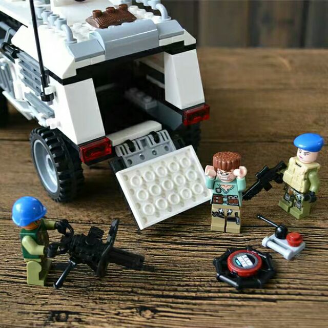 Bộ lắp ráp lego xe địa hình cool ngầu