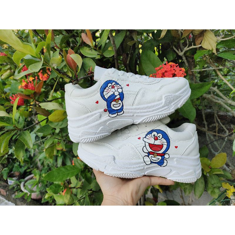 Giày thể thao doraemon