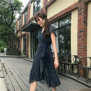 Đầm voan nhũ đuôi cá cánh sen