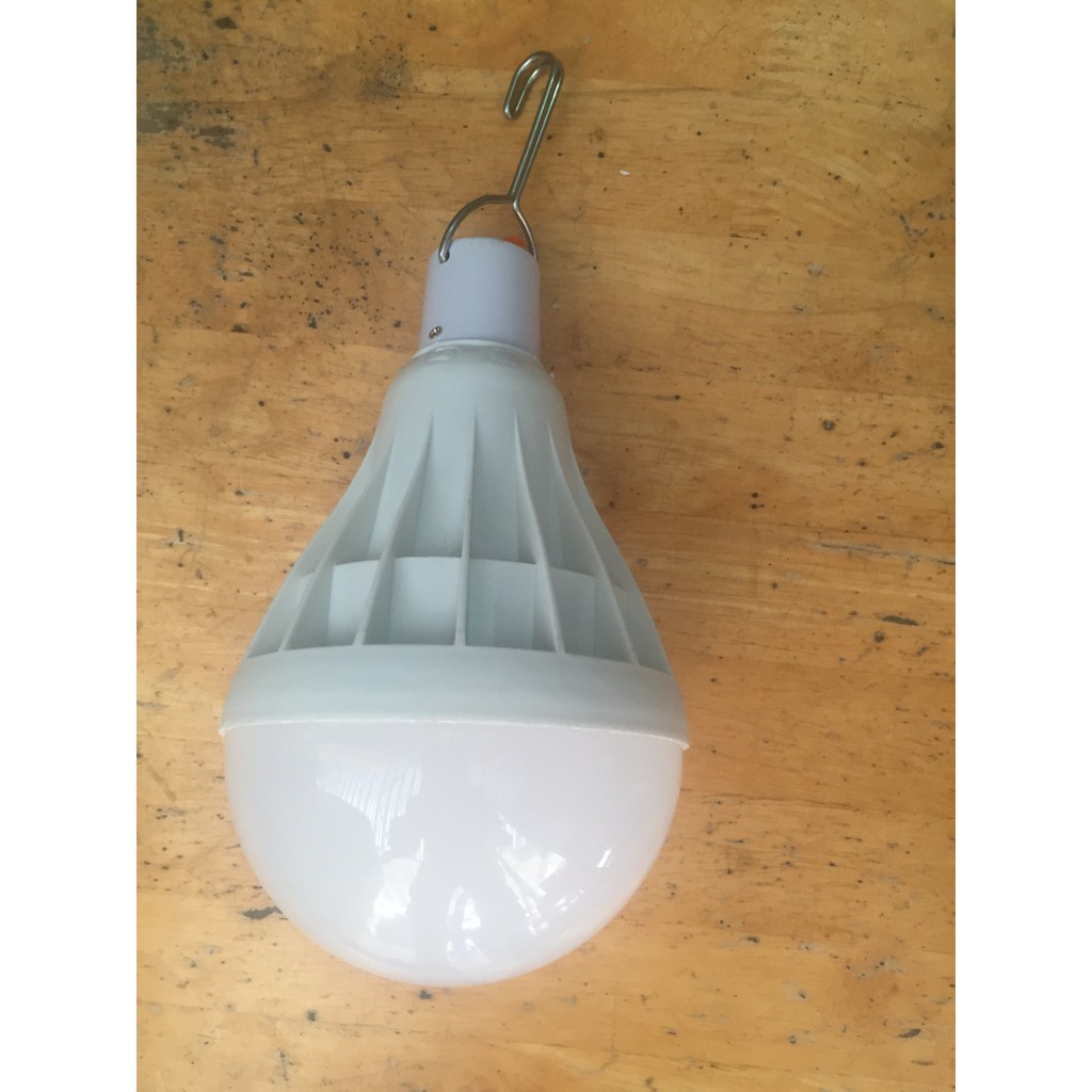 Đèn tích sạc điện siêu sáng LS -999 60W