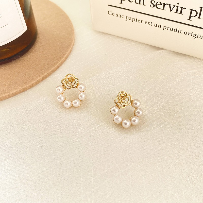 Khuyên tai kẹp không bấm lỗ chốt cố định K219 bằng hợp kim mạ vàng hình bông hoa gắn hạt trai dáng ngắn Leous