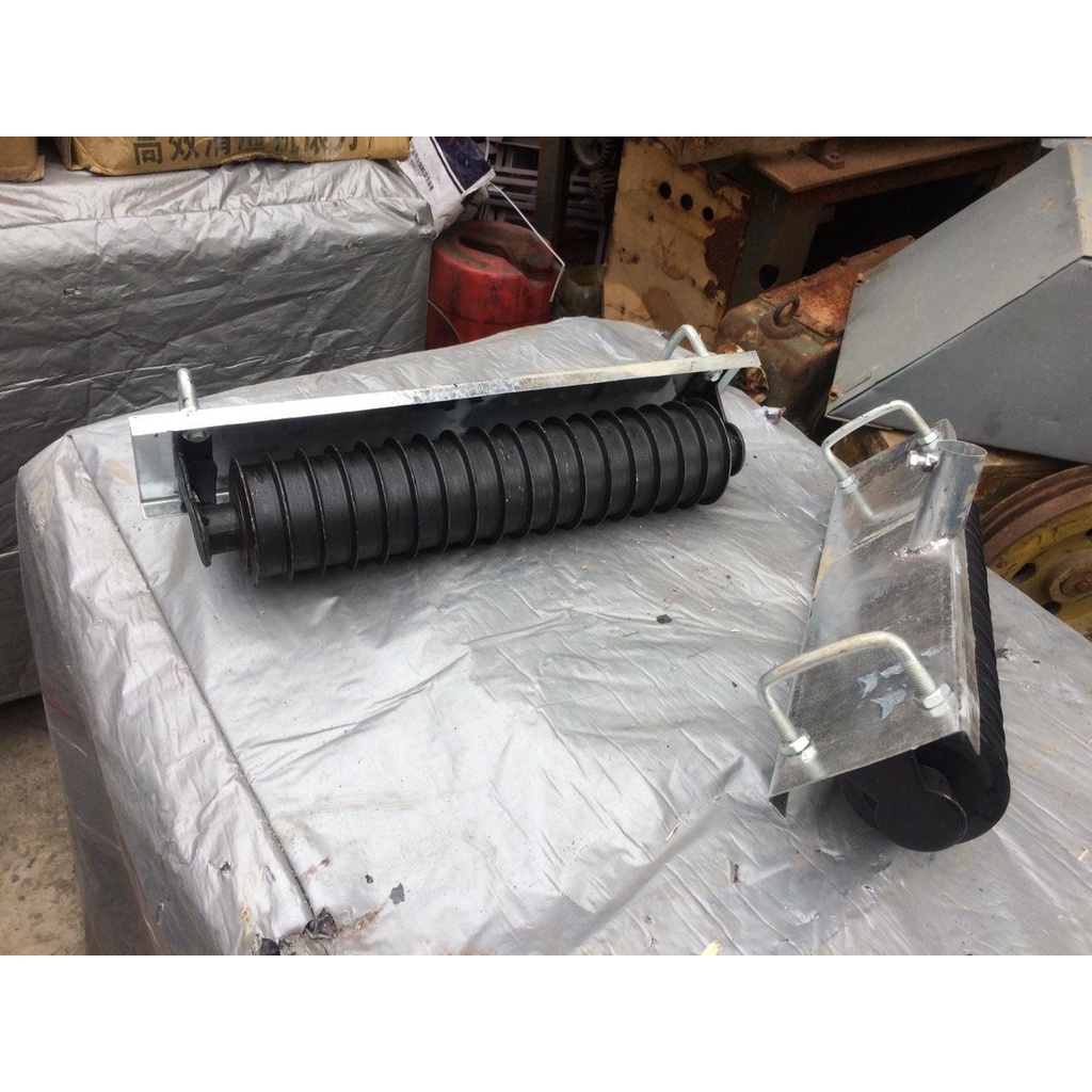 Con lăn tạo nhám bê tông