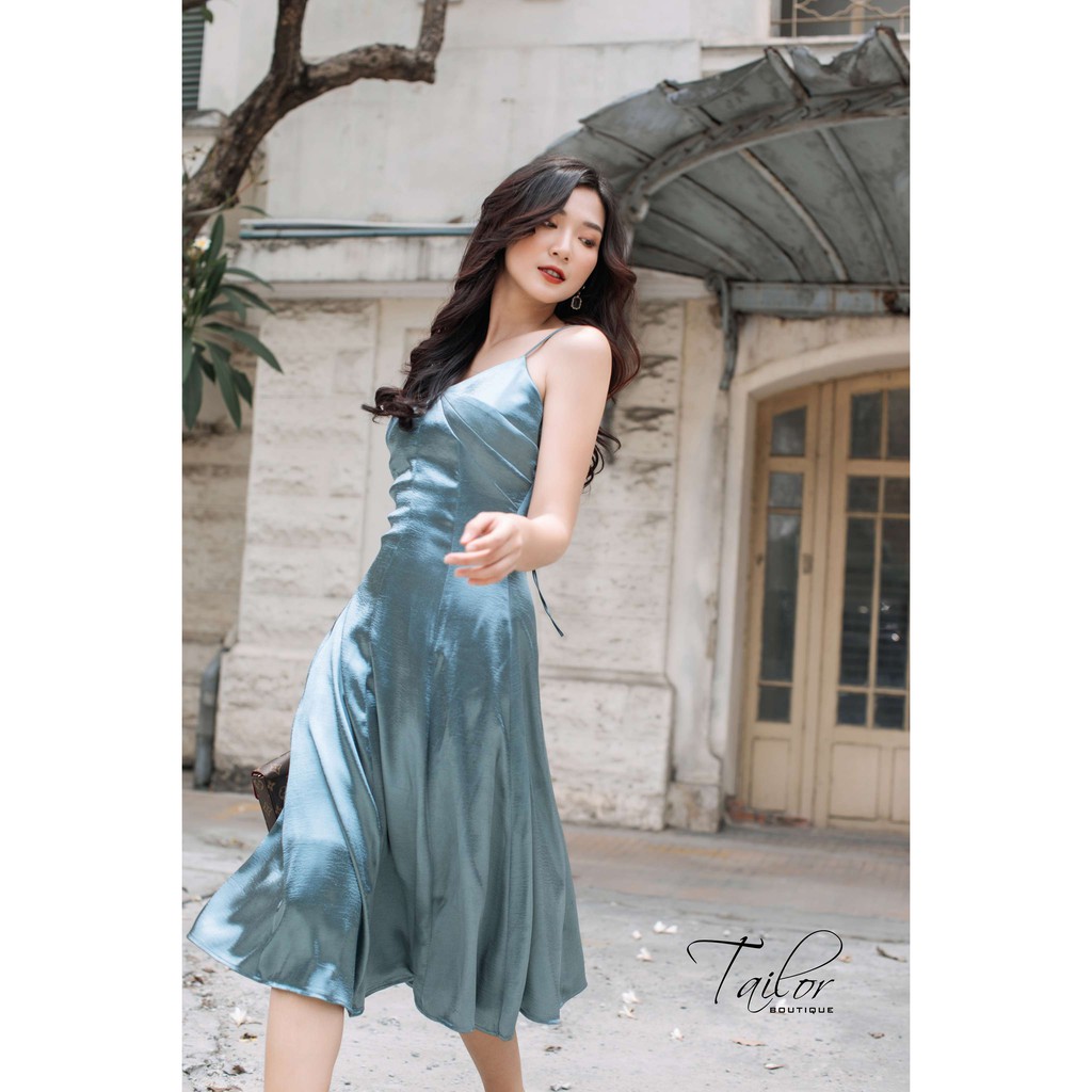Đầm dây TAILOR form xoè chất lụa may hai lớp
