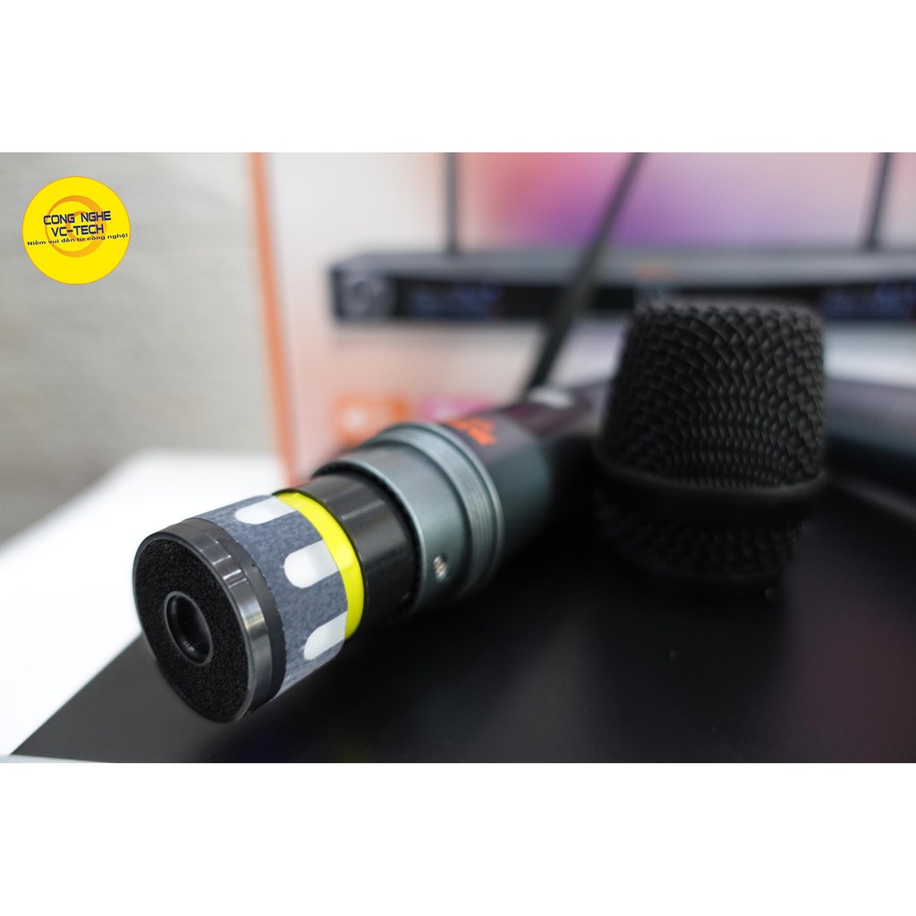 Micro Không Dây Chính Hãng BNIB BN-88 ♥️ 2 TAY MIC THU ÂM TỐT HÁT KARAOKE CỰC ĐỈNH ♥️ BẢO HÀNH 12 THÁNG