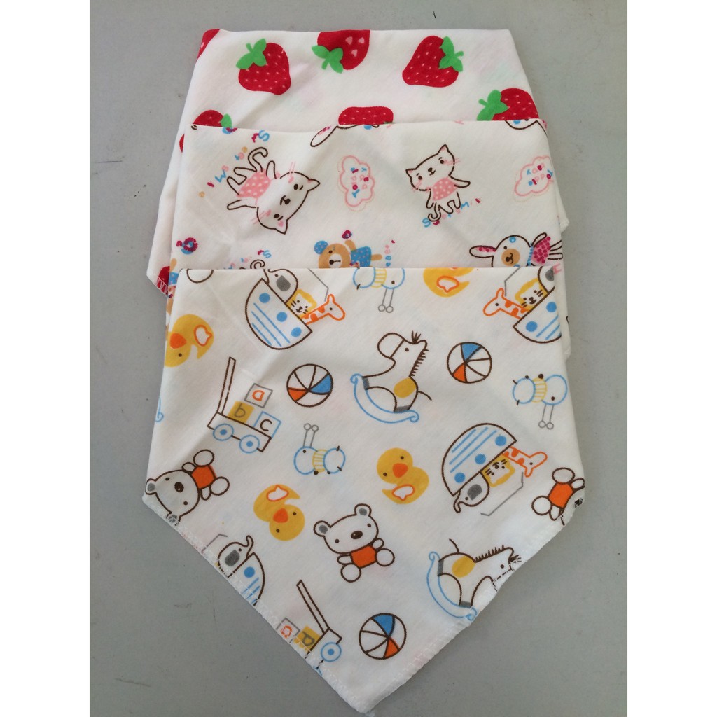 (Màu bé gái giao ngẫu nhiên) Yếm tam giác cotton cúc bấm