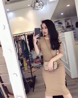 Váy len body tay lỡ