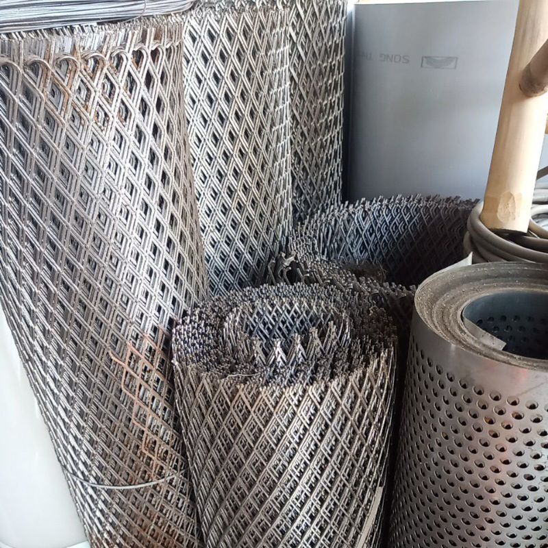 (10m)Lưới mắt cáo, lưới hình thoi, lưới bén,lưới dập giãn, lưới hàng rào cao 1m,1.2m