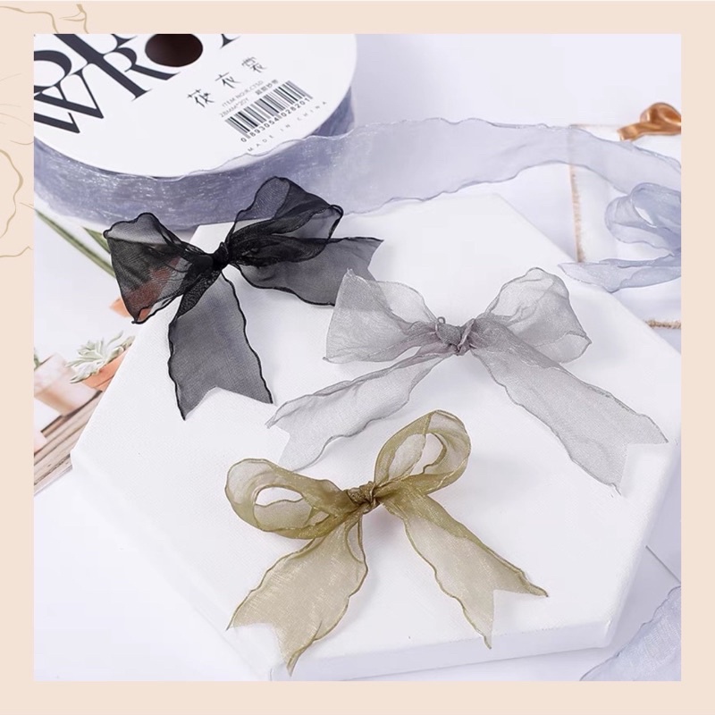 Ruy băng voan viền sóng