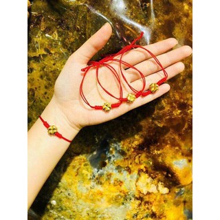 vòng tết chỉ đỏ/ chỉ đen charm cỏ may mắn