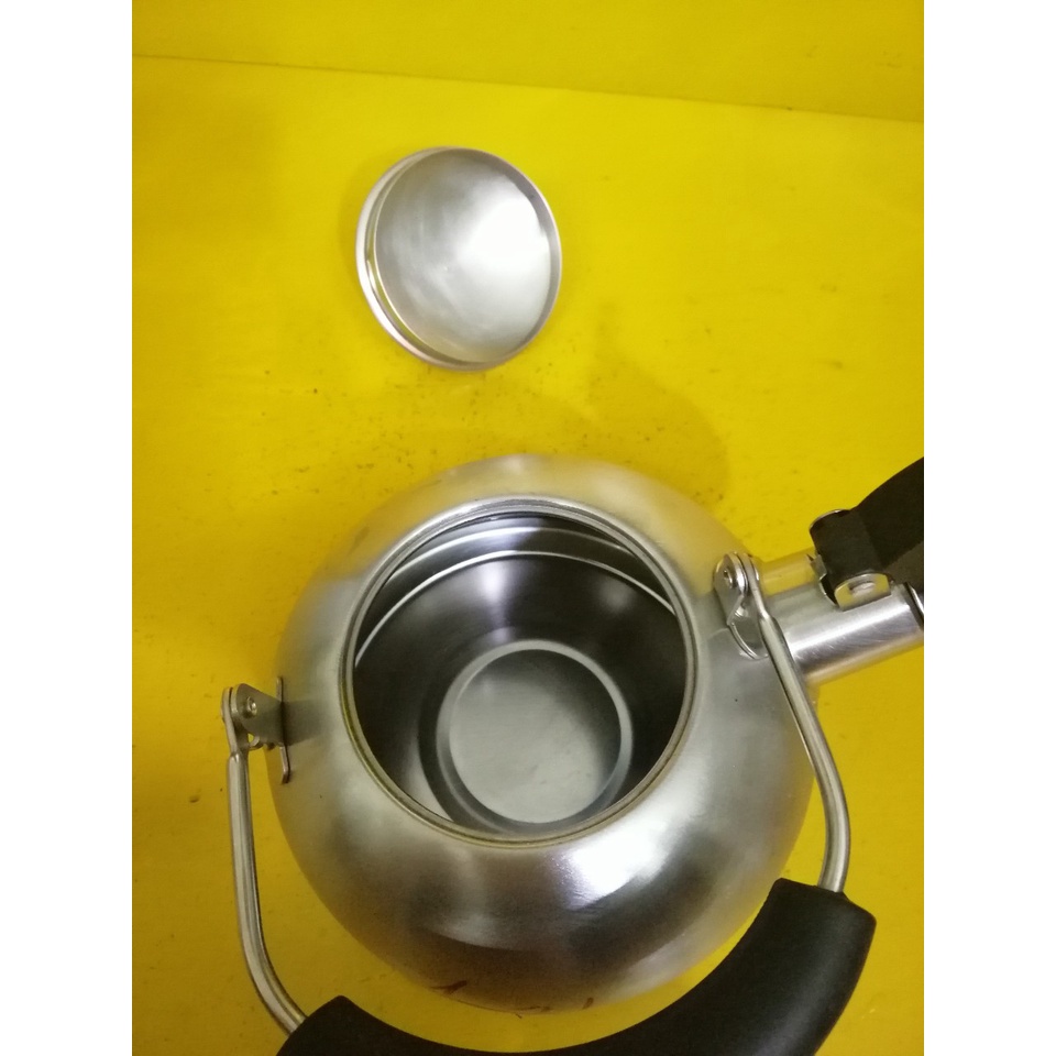 Ấm inox có còi hú nội địa Nhật (1.4L) (418), Dùng được bếp từ