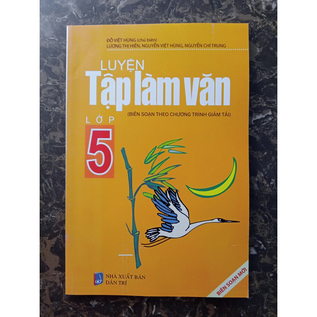 Sách - Luyện tập làm văn lớp 5
