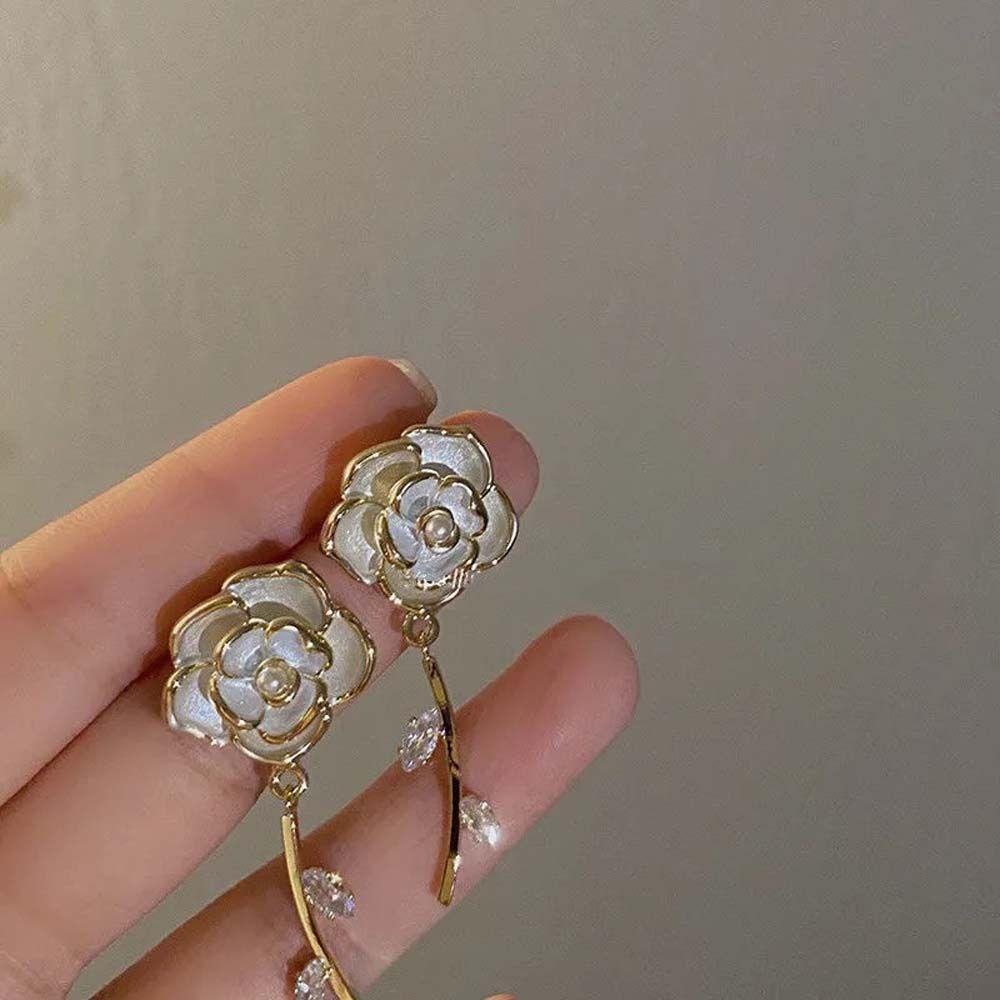 Đôi Khuyên Tai Dài Hình Hoa Đính Đá Thời Trang Cho Nữ