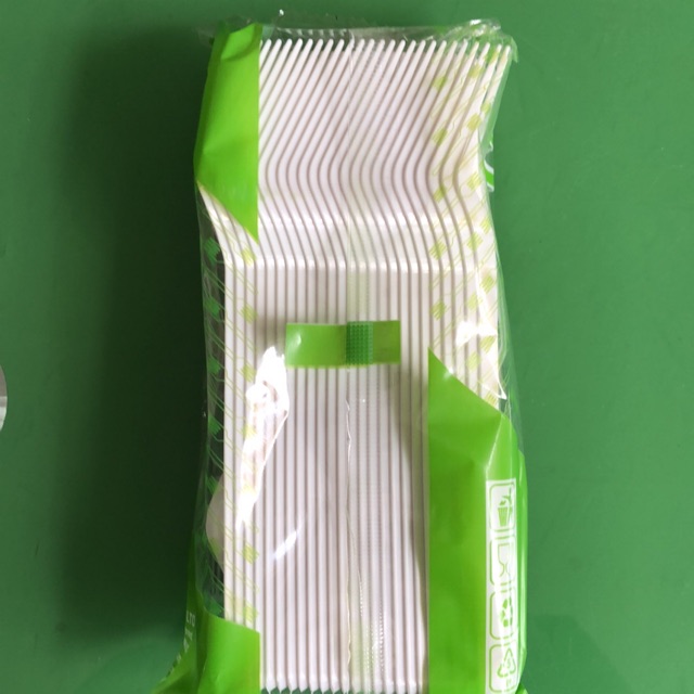Dĩa nhựa dùng 1 lần