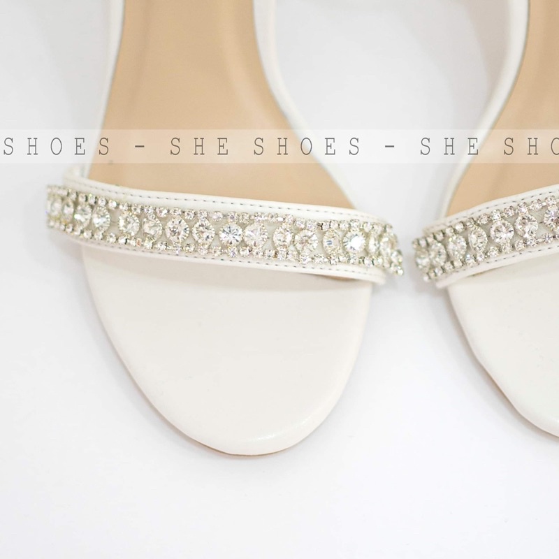 Sandal giày cưới trắng đính đá cao cấp (NEW ARRIVAL) - GC07023