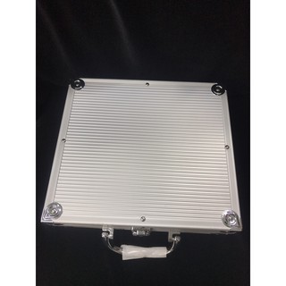 Vali đựng dụng cụ xỏ/ dụng cụ xỏ khuyên